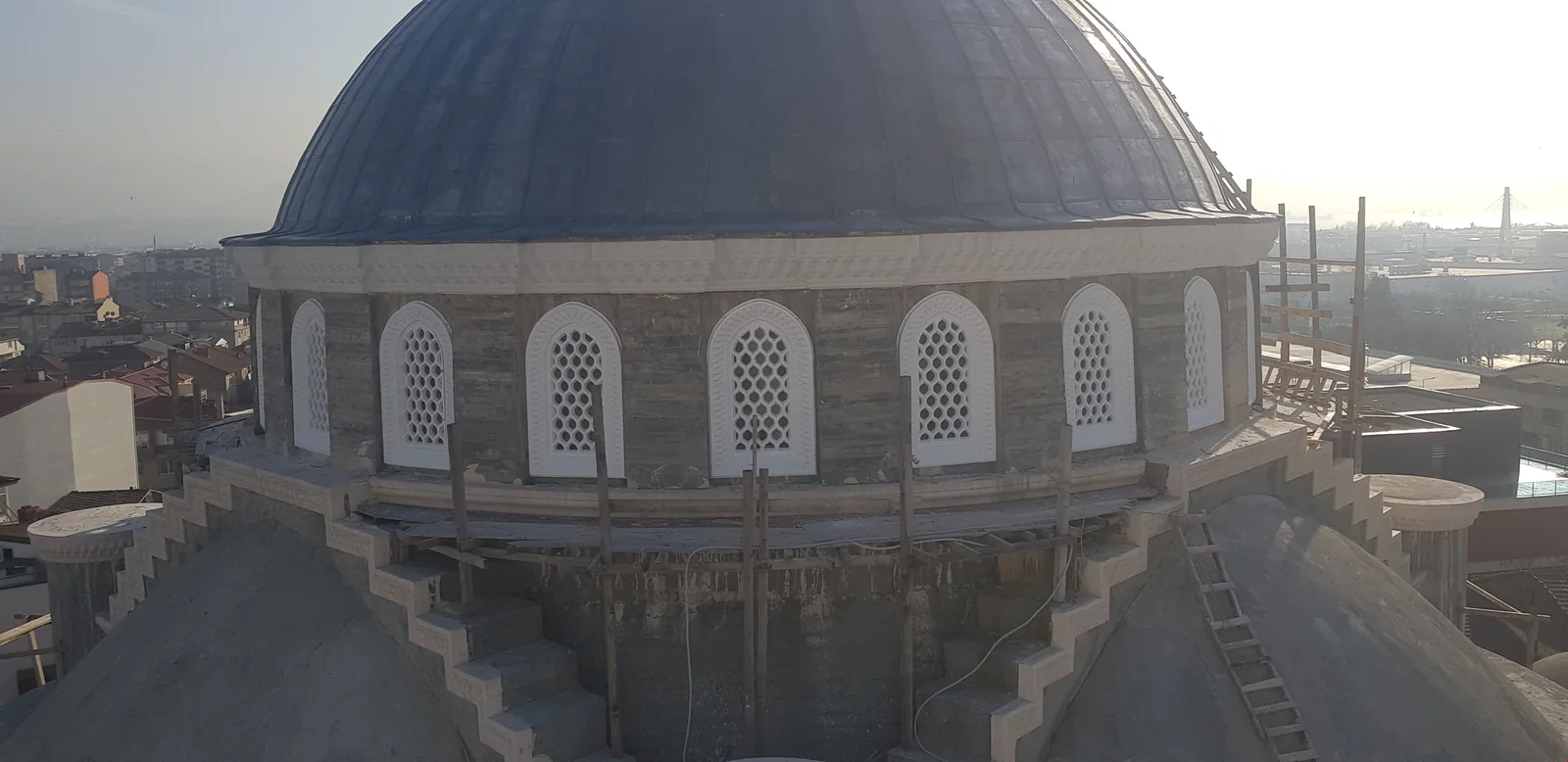 Cami Beton Pencere 0175 uygulaması