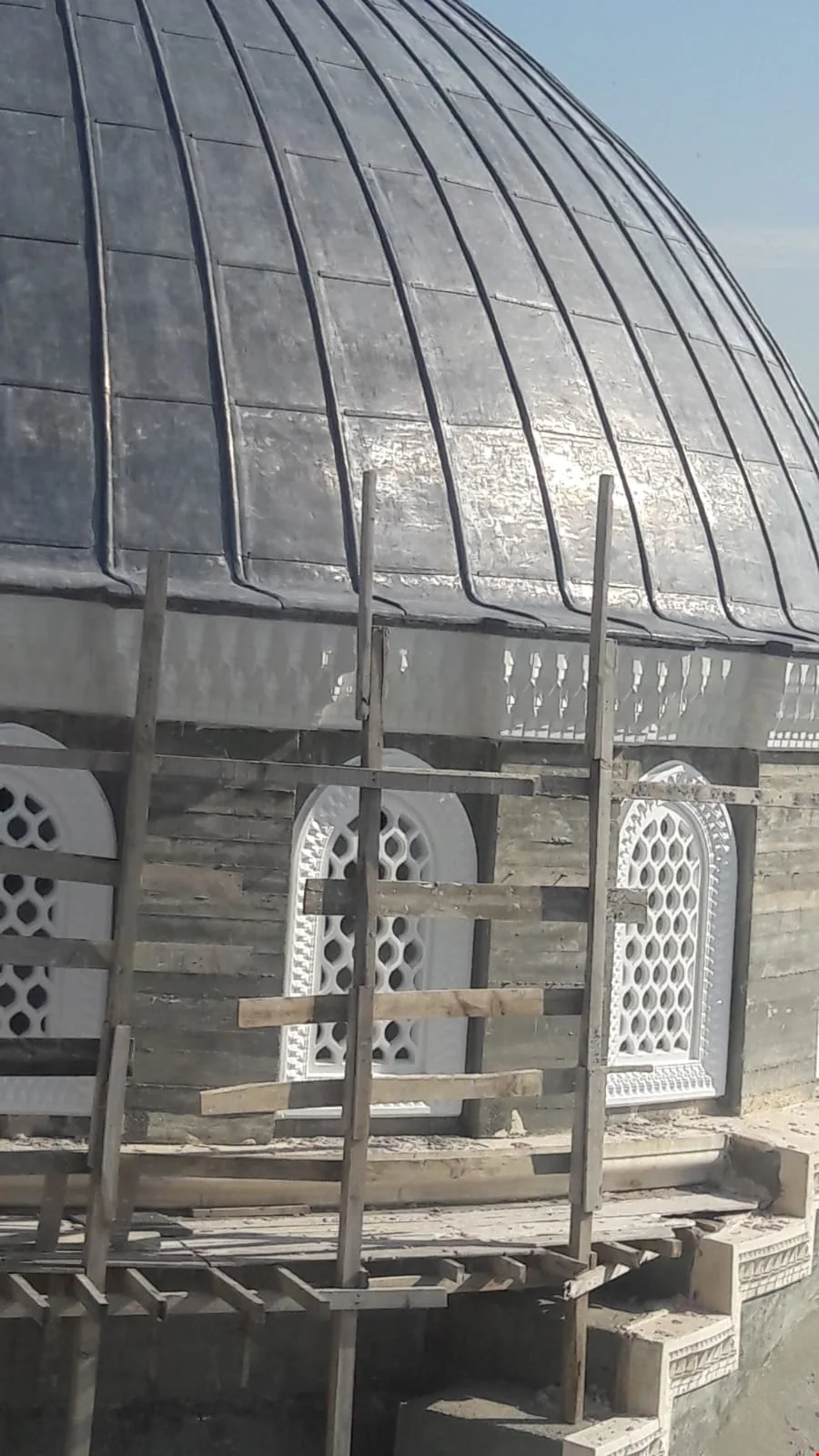Cami Beton Pencere 2Ef6 uygulaması